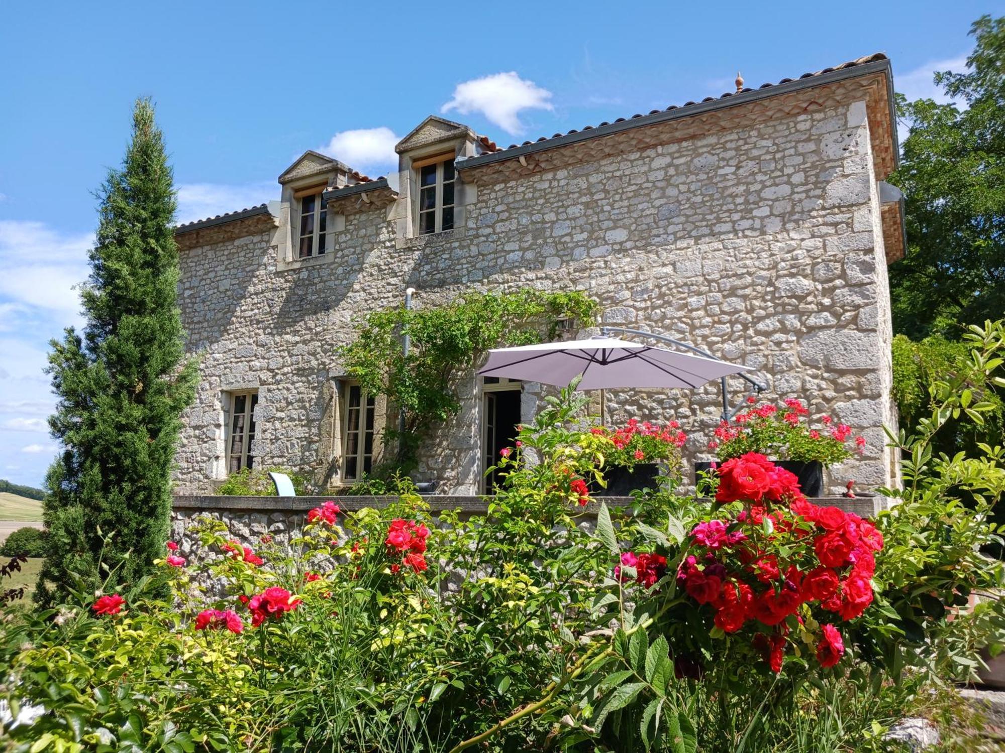 La Maison Forte Bed & Breakfast Montaut  Bagian luar foto